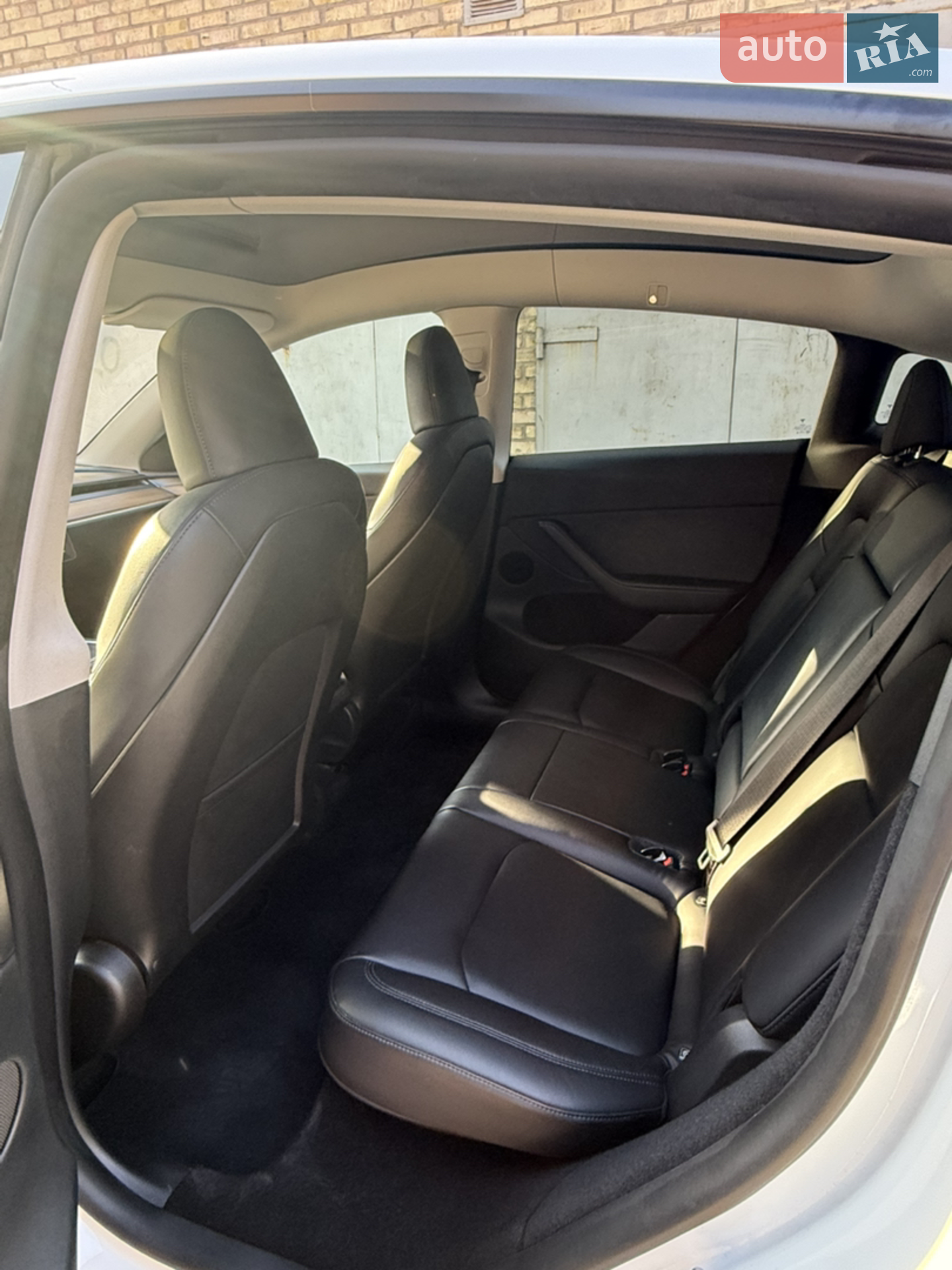 2022 Tesla Model Y - мініатюра 10