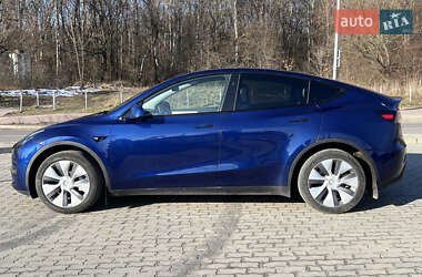 Позашляховик / Кросовер Tesla Model Y 2023 в 