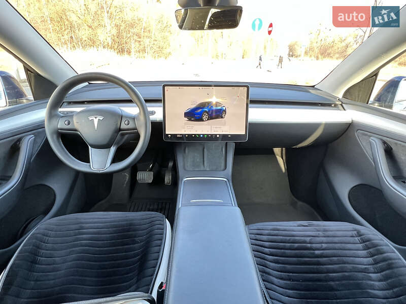Внедорожник / Кроссовер Tesla Model Y 2023 в Львове
