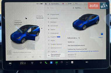 Позашляховик / Кросовер Tesla Model Y 2023 в 