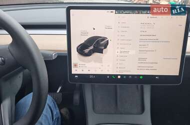 Внедорожник / Кроссовер Tesla Model Y 2023 в 