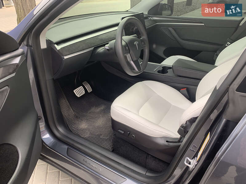 Внедорожник / Кроссовер Tesla Model Y 2022 в Днепре