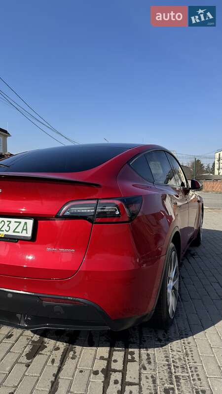 Позашляховик / Кросовер Tesla Model Y 2020 в Рівному