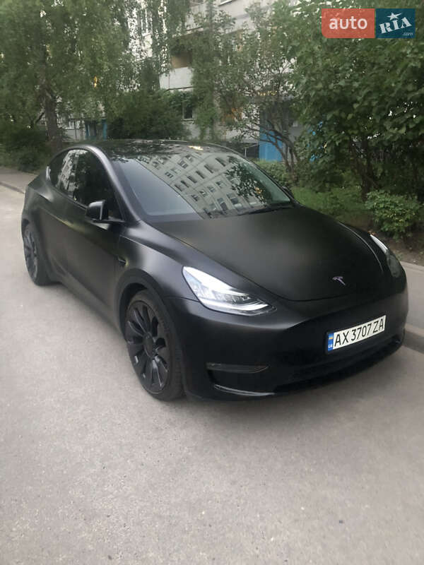 Позашляховик / Кросовер Tesla Model Y 2020 в Харкові