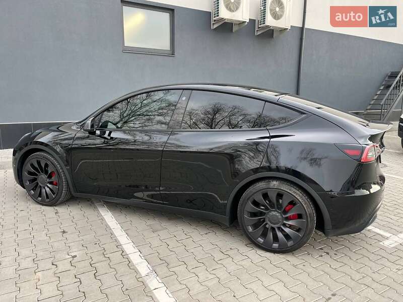 Позашляховик / Кросовер Tesla Model Y 2022 в Хмельницькому