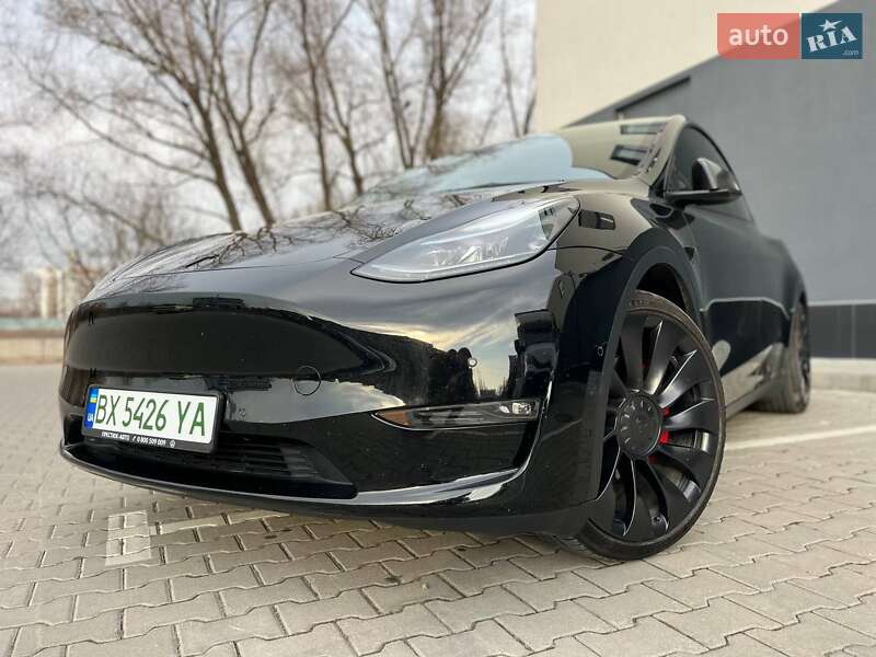 Позашляховик / Кросовер Tesla Model Y 2022 в Хмельницькому