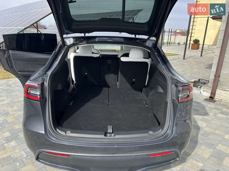 Внедорожник / Кроссовер Tesla Model Y 2023 в Днепре