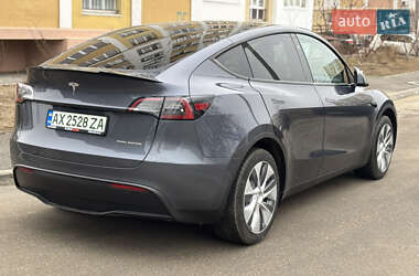 Внедорожник / Кроссовер Tesla Model Y 2023 в 