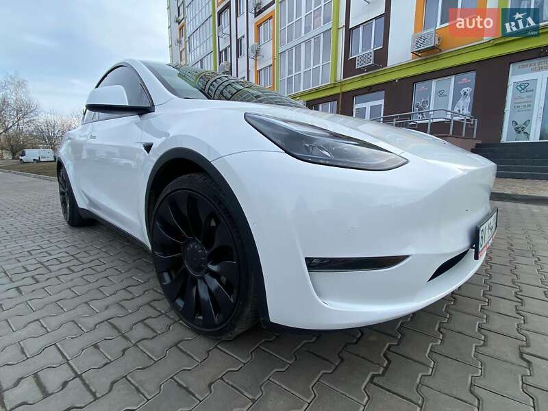Внедорожник / Кроссовер Tesla Model Y 2022 в 
