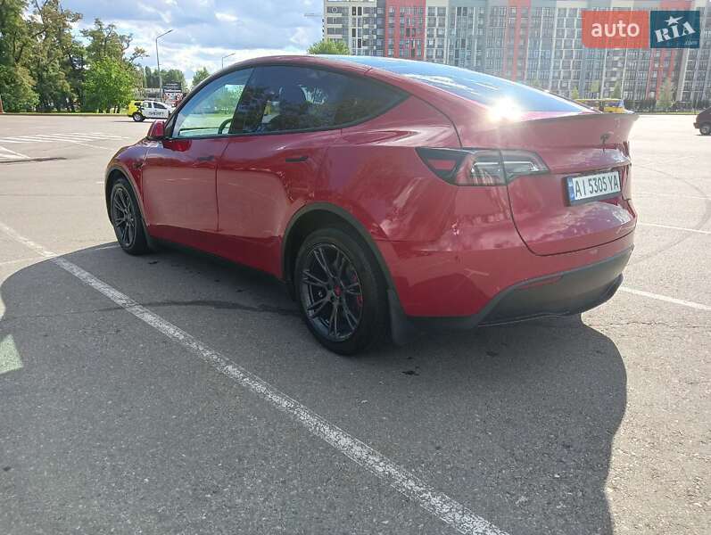 Внедорожник / Кроссовер Tesla Model Y 2021 в Киеве