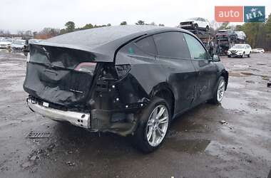 Внедорожник / Кроссовер Tesla Model Y 2023 в 