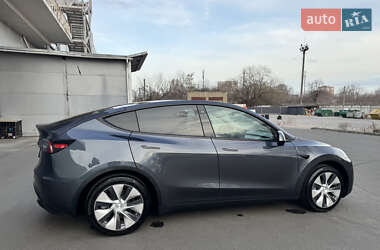 Внедорожник / Кроссовер Tesla Model Y 2021 в 