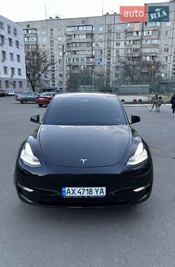 Внедорожник / Кроссовер Tesla Model Y 2022 в 