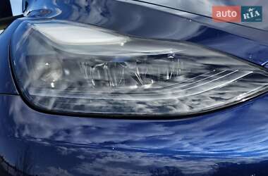 Внедорожник / Кроссовер Tesla Model Y 2022 в 