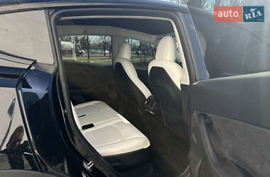 Внедорожник / Кроссовер Tesla Model Y 2022 в 