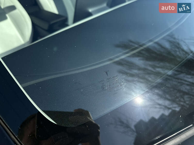 Внедорожник / Кроссовер Tesla Model Y 2022 в Днепре