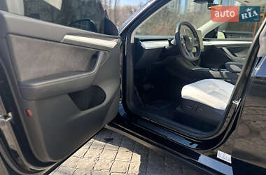 Внедорожник / Кроссовер Tesla Model Y 2022 в 