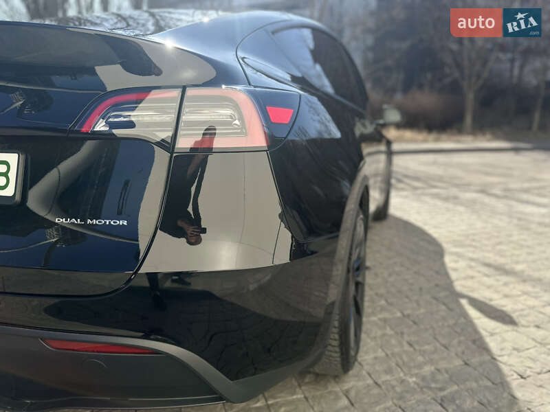 Внедорожник / Кроссовер Tesla Model Y 2022 в Днепре
