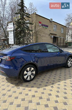 Внедорожник / Кроссовер Tesla Model Y 2021 в 