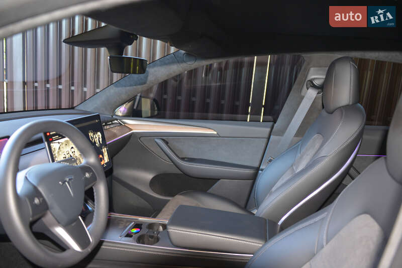 Позашляховик / Кросовер Tesla Model Y 2022 в Полтаві