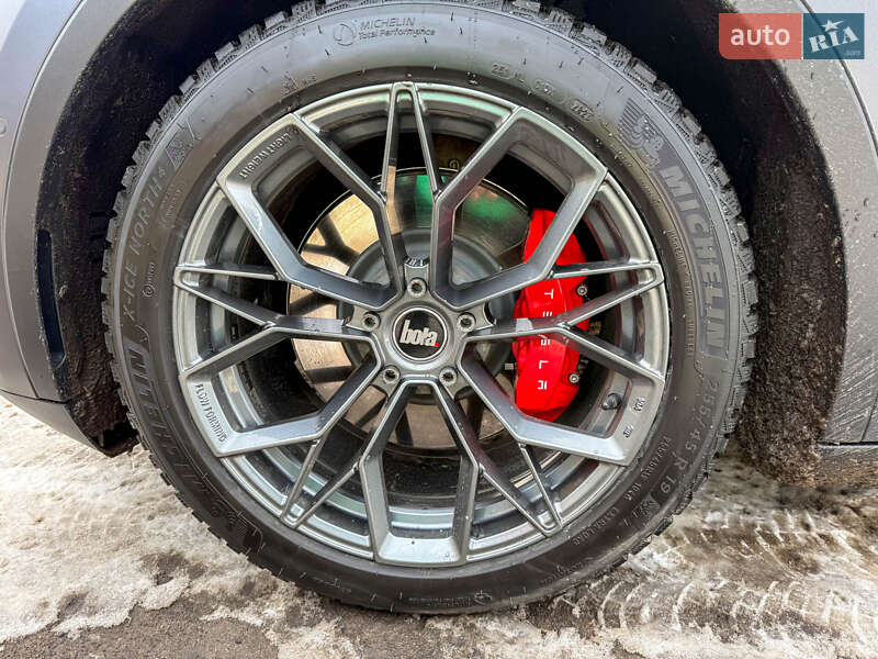 Внедорожник / Кроссовер Tesla Model Y 2022 в Полтаве
