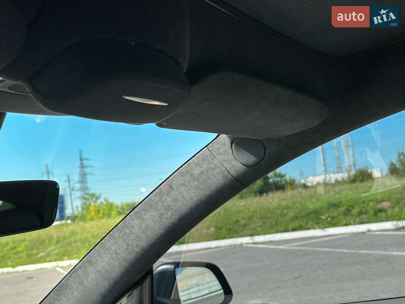 Внедорожник / Кроссовер Tesla Model Y 2022 в Полтаве