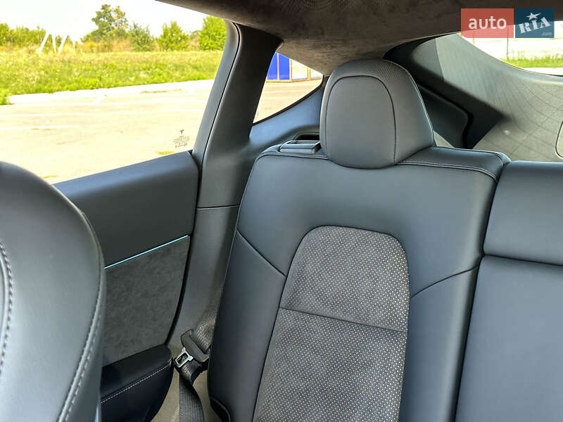 Внедорожник / Кроссовер Tesla Model Y 2022 в Полтаве