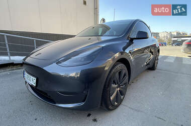 Внедорожник / Кроссовер Tesla Model Y 2024 в 