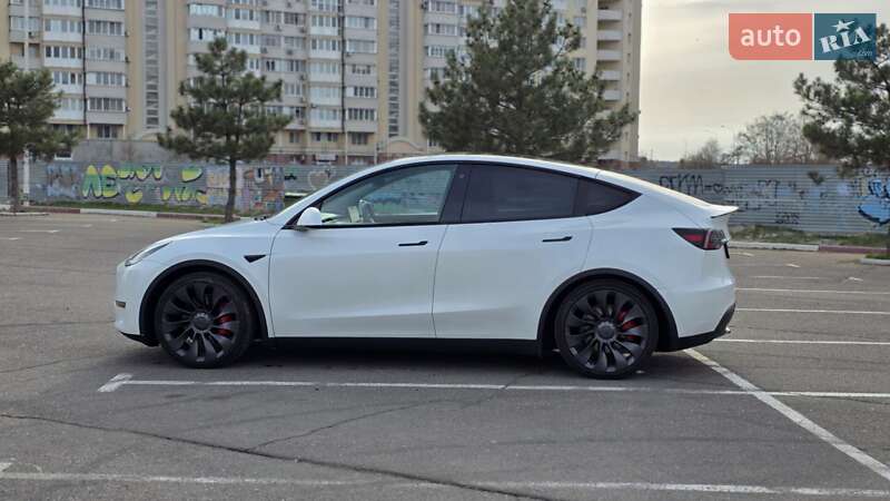 Позашляховик / Кросовер Tesla Model Y 2020 в Миколаєві