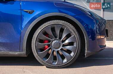 Внедорожник / Кроссовер Tesla Model Y 2022 в 