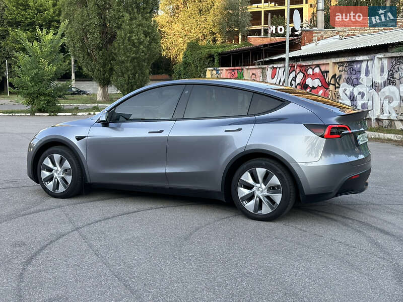 Внедорожник / Кроссовер Tesla Model Y 2023 в Харькове