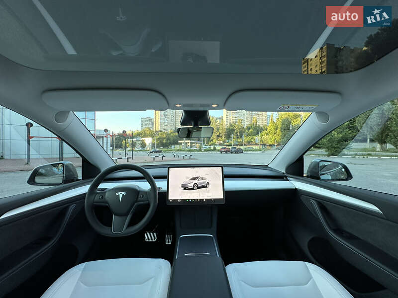 Внедорожник / Кроссовер Tesla Model Y 2023 в Харькове