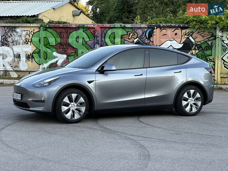 Внедорожник / Кроссовер Tesla Model Y 2023 в Харькове