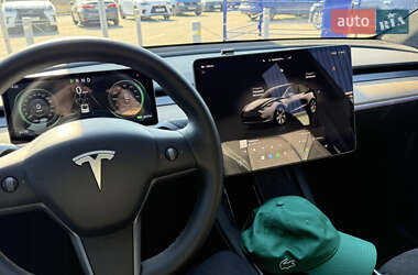 Внедорожник / Кроссовер Tesla Model Y 2022 в 