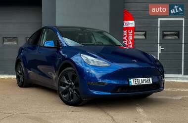 Внедорожник / Кроссовер Tesla Model Y 2024 в 