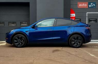 Внедорожник / Кроссовер Tesla Model Y 2024 в 