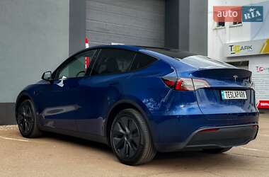 Внедорожник / Кроссовер Tesla Model Y 2024 в 