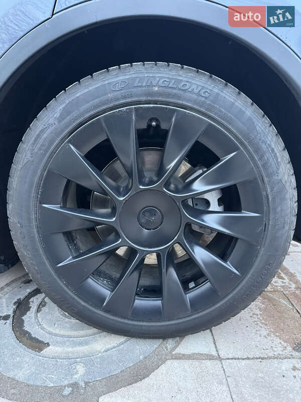 Внедорожник / Кроссовер Tesla Model Y 2022 в Виннице