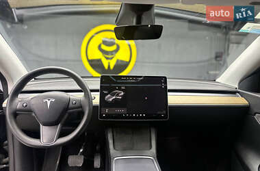 Внедорожник / Кроссовер Tesla Model Y 2021 в 