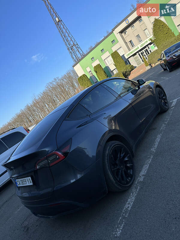Позашляховик / Кросовер Tesla Model Y 2020 в Умані