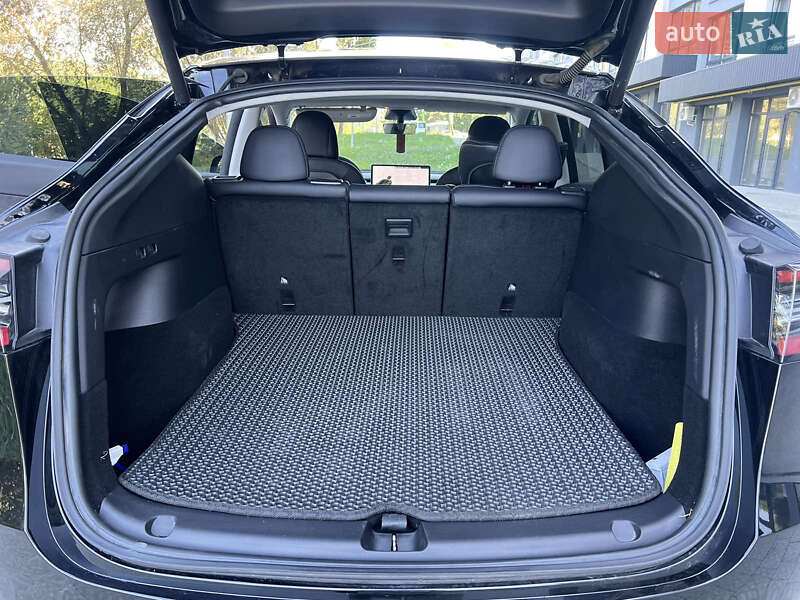 Внедорожник / Кроссовер Tesla Model Y 2021 в Львове фото 4 Внедорожник / Кроссовер Tesla Model Y 2021 в Львове