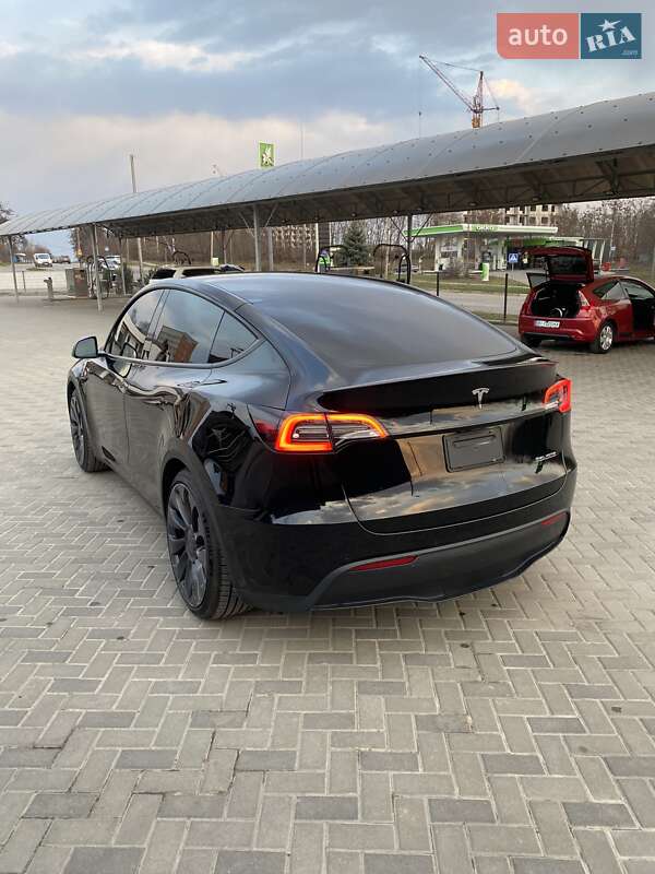Внедорожник / Кроссовер Tesla Model Y 2022 в Полтаве