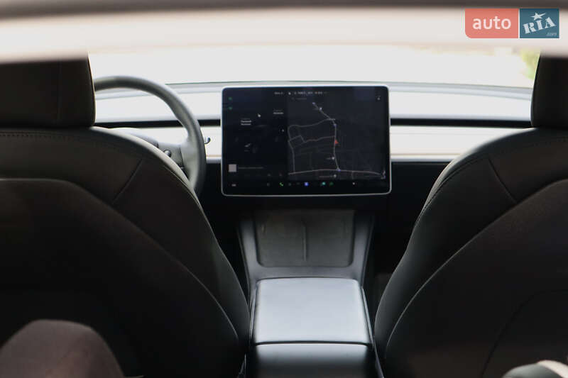 Внедорожник / Кроссовер Tesla Model Y 2021 в Ивано-Франковске
