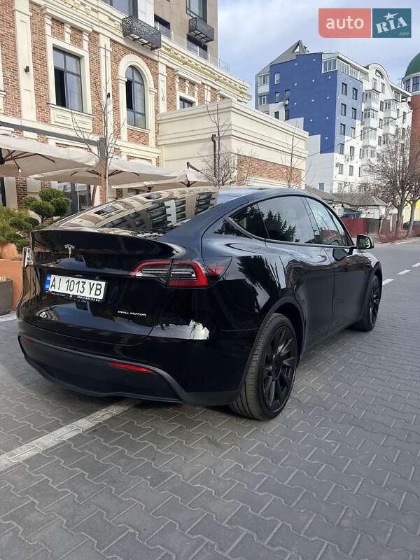 Позашляховик / Кросовер Tesla Model Y 2023 в Києві