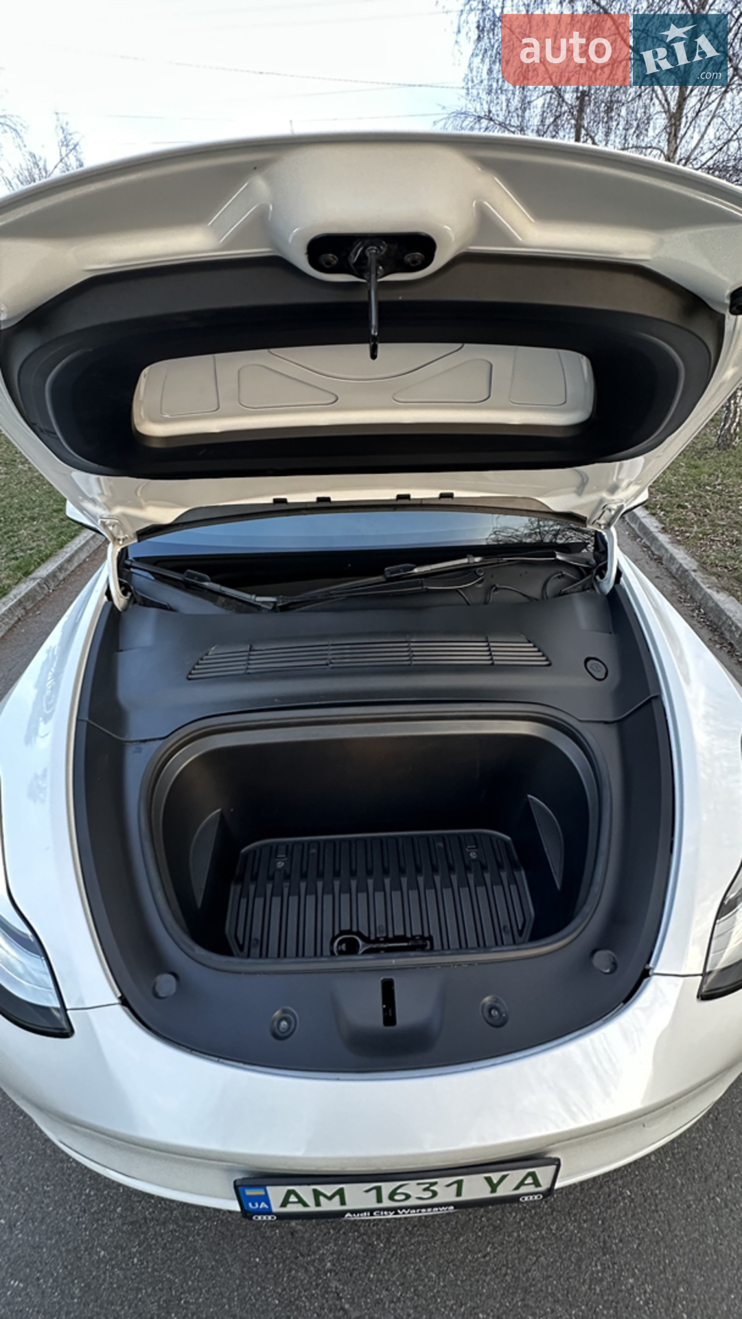 2022 Tesla Model Y - мініатюра 4