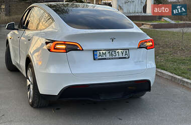 Внедорожник / Кроссовер Tesla Model Y 2022 в 