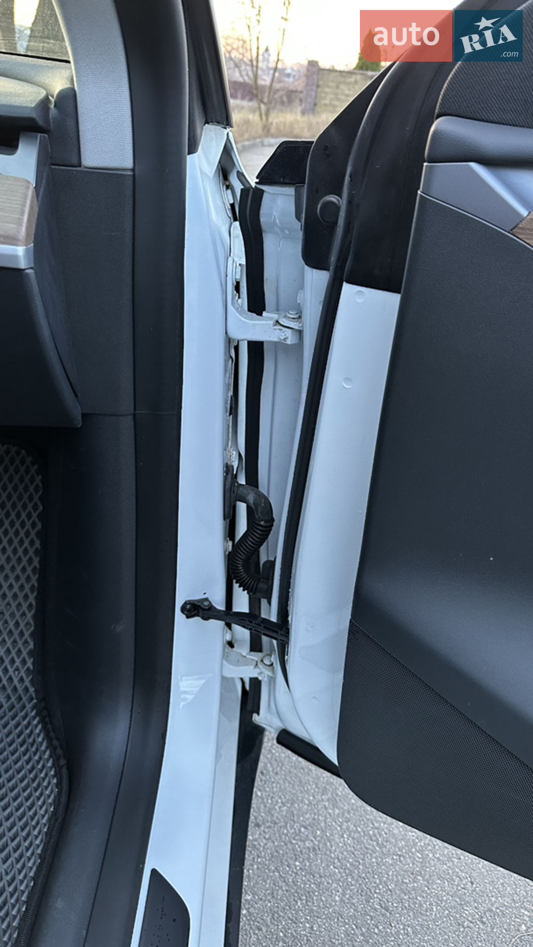 2022 Tesla Model Y - мініатюра 17