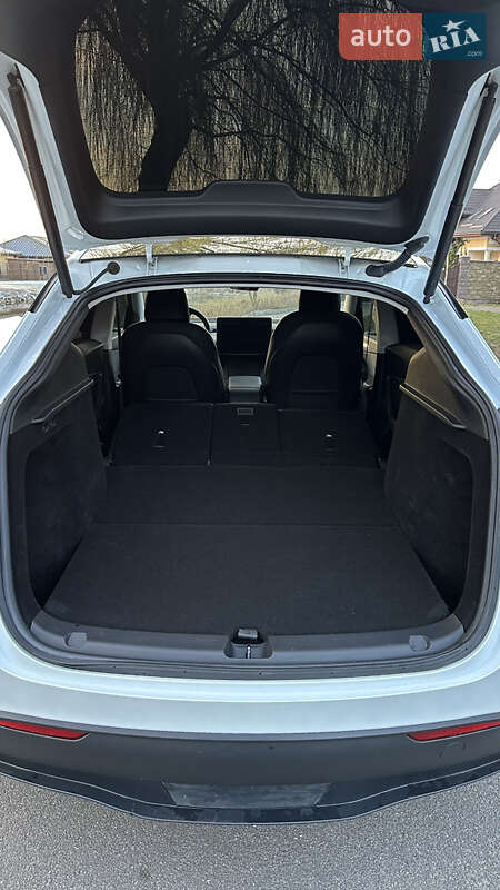 Внедорожник / Кроссовер Tesla Model Y 2022 в Житомире