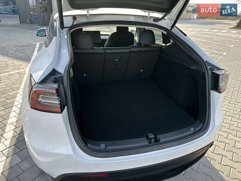 Позашляховик / Кросовер Tesla Model Y 2023 в Вінниці