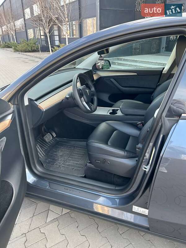 Внедорожник / Кроссовер Tesla Model Y 2023 в Белой Церкви